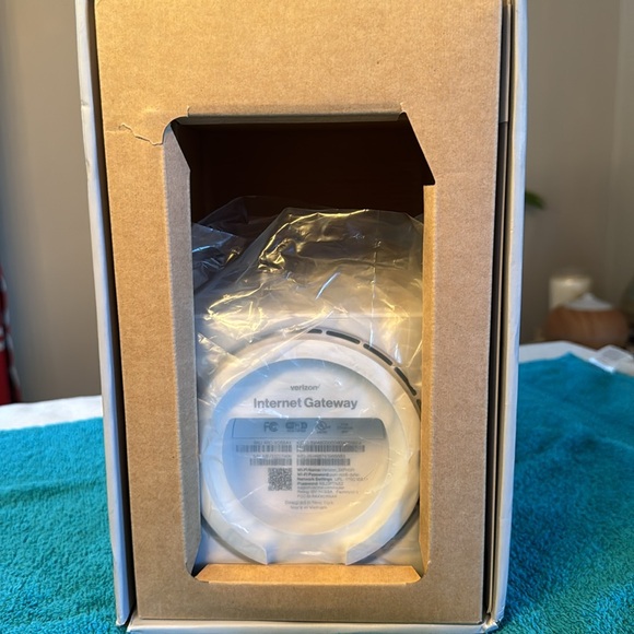 Verizon Internet Gateway full set up. Modem and power cord. - Picture 2 of 2